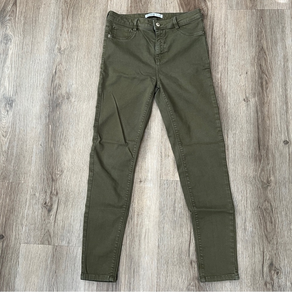 Zara Women’s Olive Green Skinny Jeans
